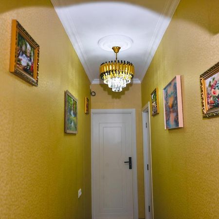 Hotel Vladi Кутаиси Екстериор снимка